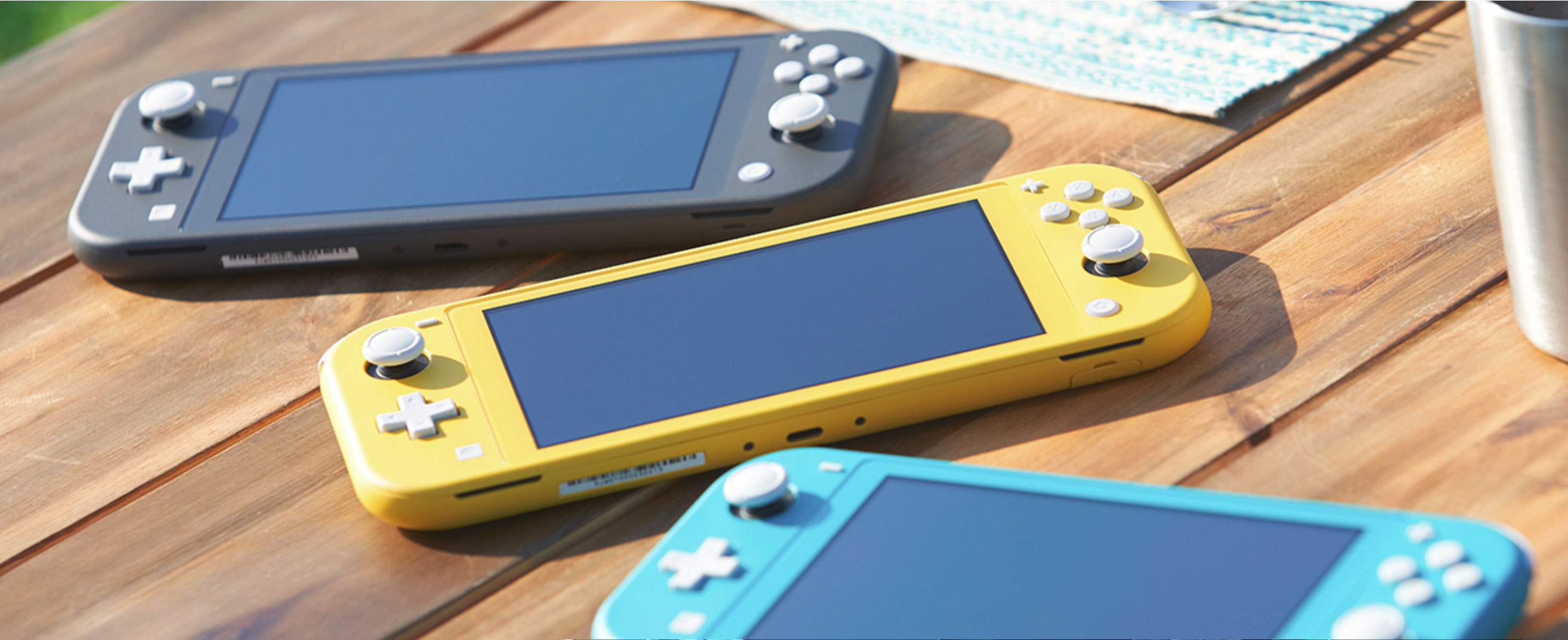 新型「Nintendo Switch Lite」が2019年９月20日発売！携帯専用機で価格が19,980円